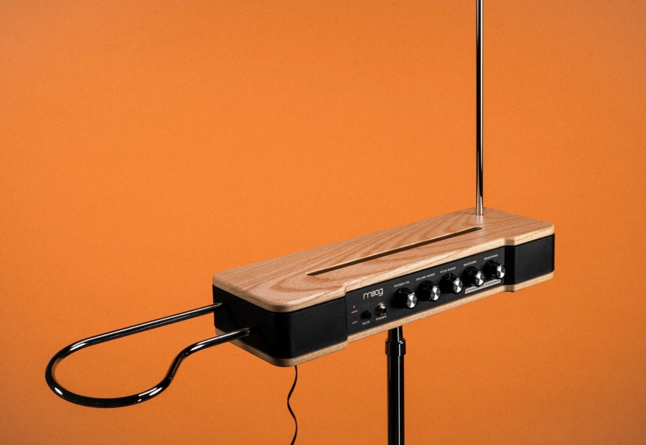 A traditional Theremin with two control antennae